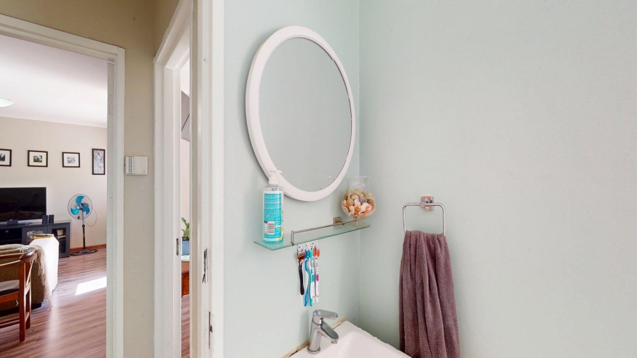 2 Bedroom Property for Sale in Kabega Park Eastern Cape